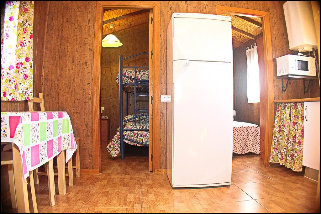 Bungalow Curro Pareja 131 Conil De La Frontera Exterior photo