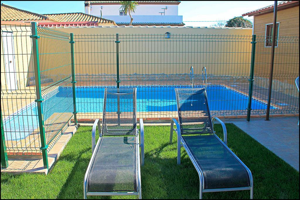 Bungalow Curro Pareja 131 Conil De La Frontera Exterior photo